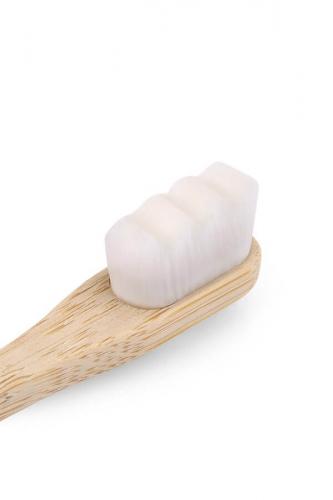 Yetişkin Nano Bambu Diş Fırçası ( Beyaz renk)